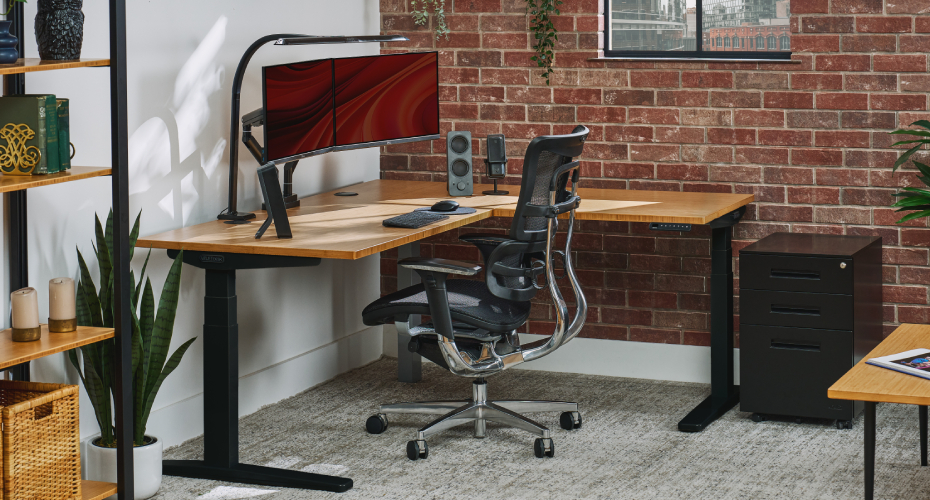 UPLIFT desk at seated height for deep focus work