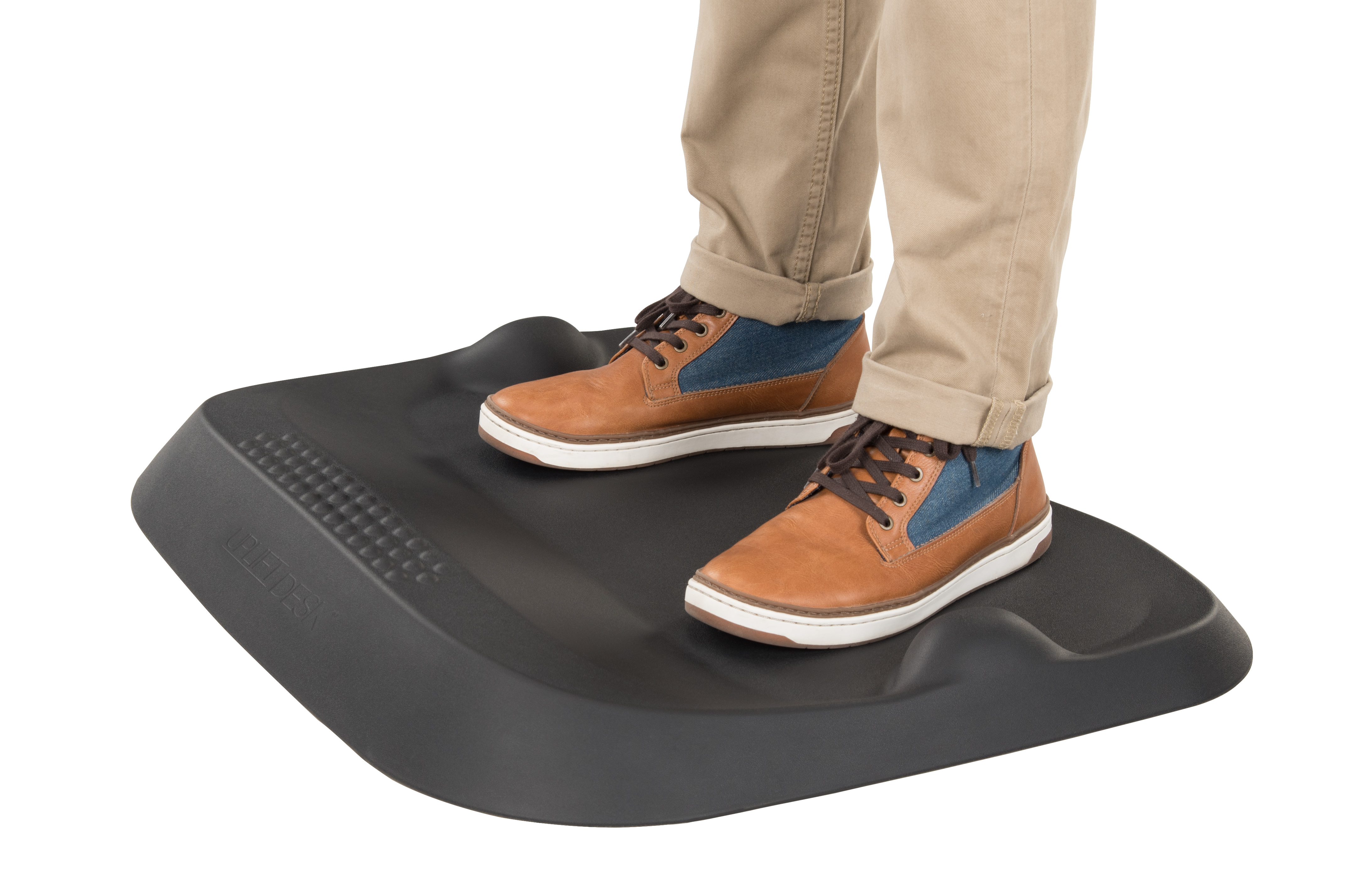 A man standing on a Small E7 Active Anti-Fatigue Mat