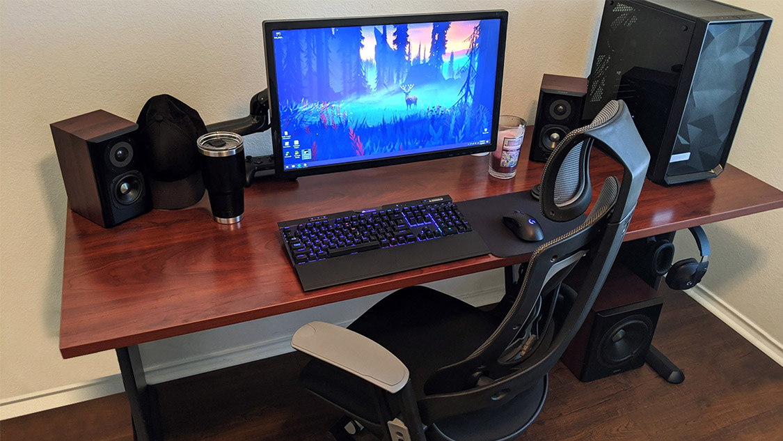 Pursuit Ergonomic Chair UPLIFT Desk