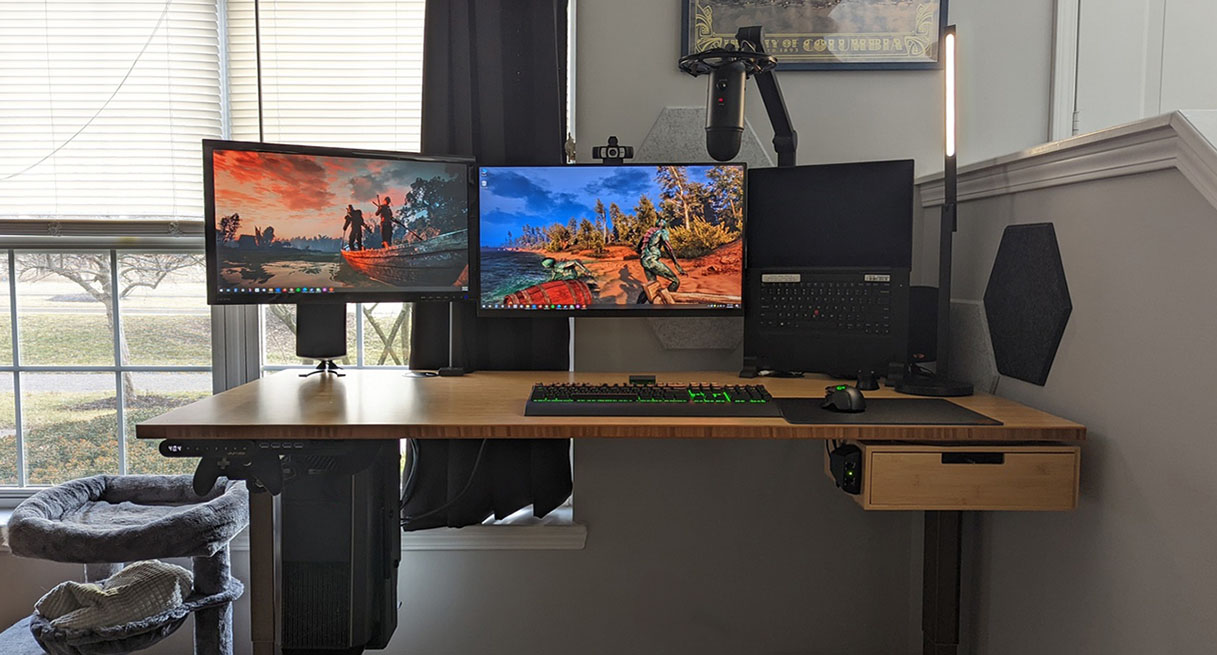 Bamboo UPLIFT V2 Standing Desk