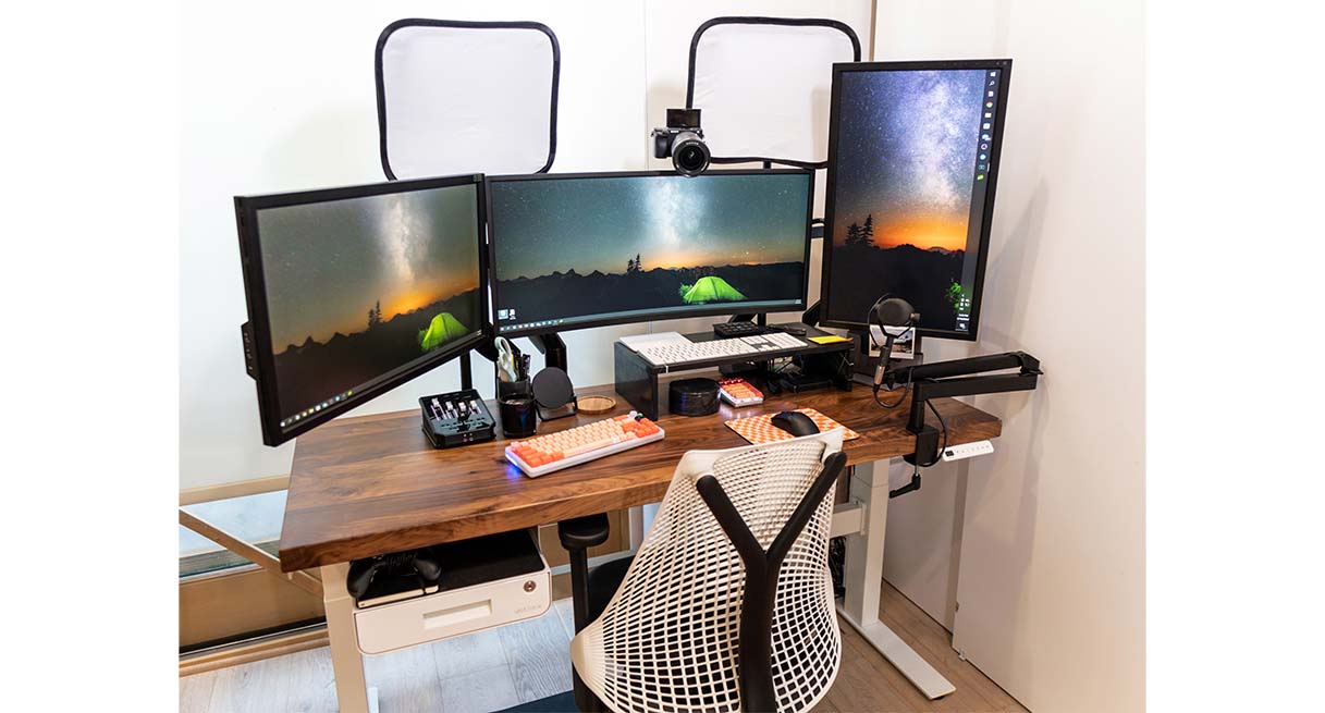 Walnut Wide Plank Solid Wood UPLIFT V2 Standing Desk