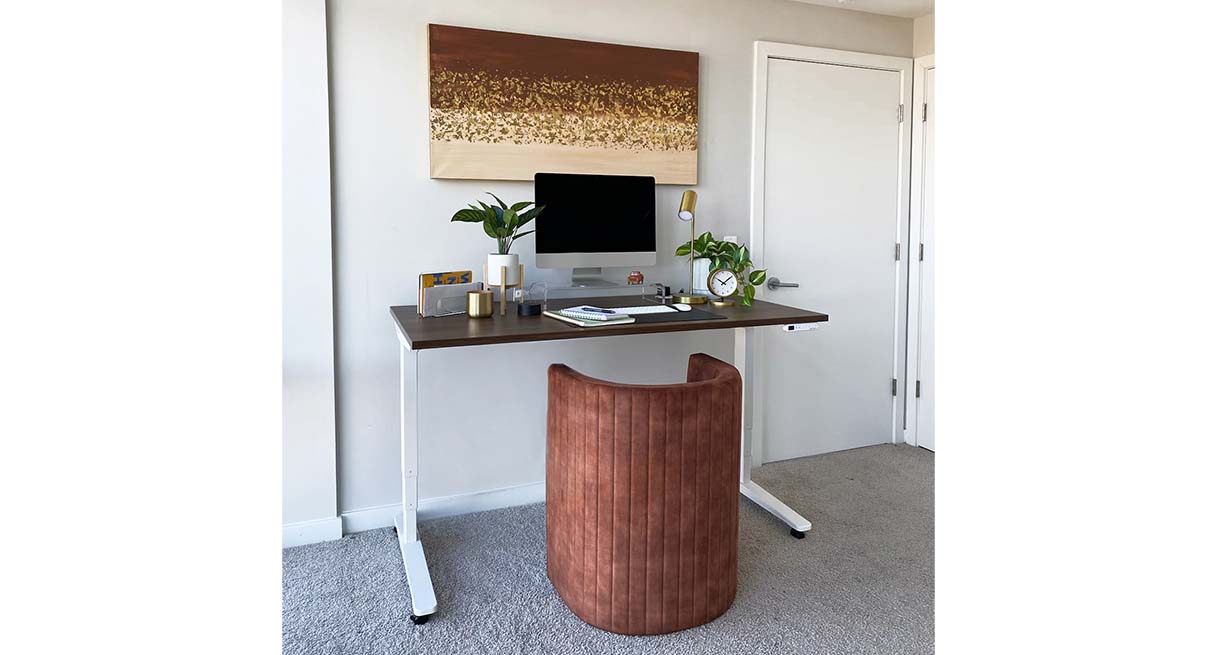 Walnut Laminate UPLIFT V2 Standing Desk
