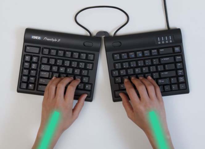 Kinesis Freestyle 2 VIP, adjustable ergonomic split keyboard